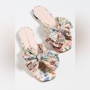 Floral-print bow slides 🌸